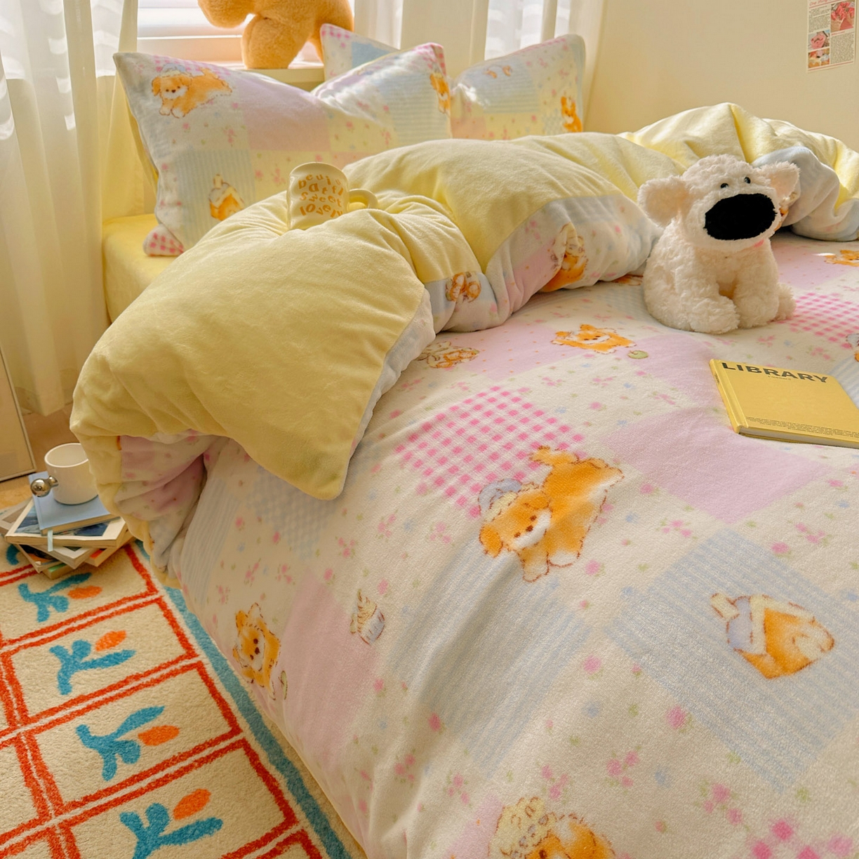 91家纺网 家纺一手货源 找家纺 繁花家居 2025新款200克牛奶绒小清新卡通复古风三件套四件套 小橘猫