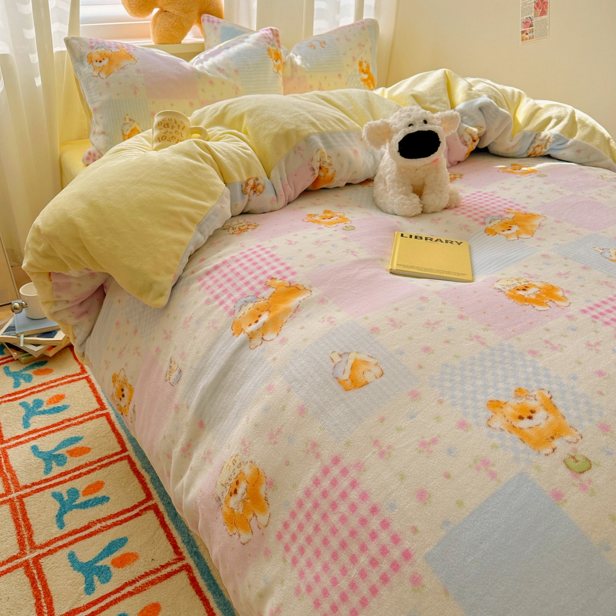 91家纺网 家纺一手货源 找家纺 繁花家居 2025新款200克牛奶绒小清新卡通复古风三件套四件套 小橘猫