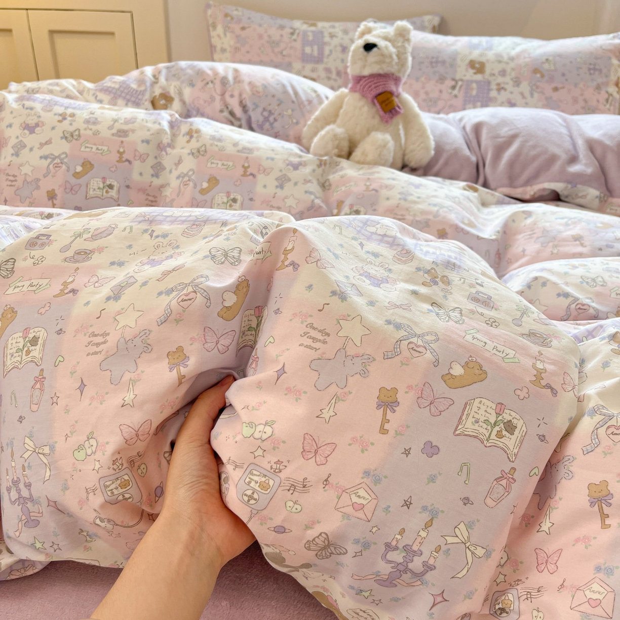 91家纺网 家纺一手货源 找家纺 麦伦家居 2025秋冬新款多功能床品全棉+牛奶绒印花四件套 紫悦