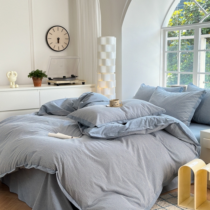 91家纺网 家纺一手货源 找家纺 宜家坊 2025新款A类全棉纯棉色织水洗棉宽边断角工艺四件套 可定制尺寸 爱的邂逅-蓝