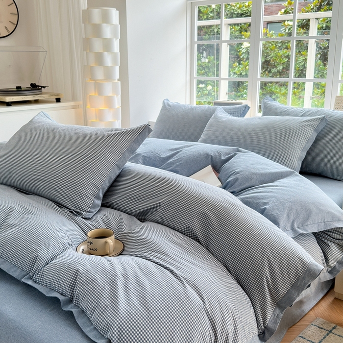 91家纺网 家纺一手货源 找家纺 宜家坊 2025新款A类全棉纯棉色织水洗棉宽边断角工艺四件套 可定制尺寸 爱的邂逅-蓝