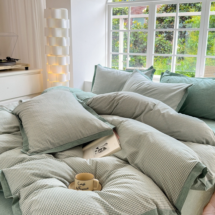 91家纺网 家纺一手货源 找家纺 宜家坊 2025新款A类全棉纯棉色织水洗棉宽边断角工艺四件套 可定制尺寸 爱的邂逅-绿