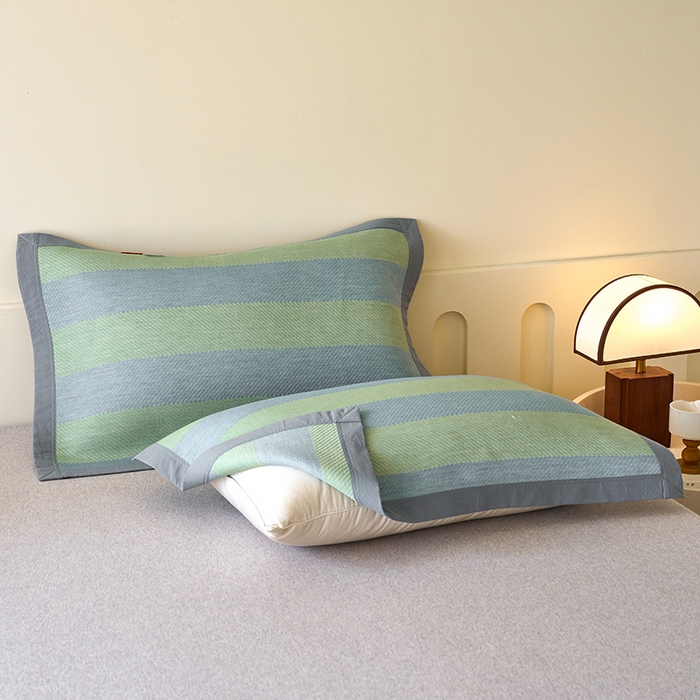 91家纺网 家纺一手货源 找家纺 棠薇家纺 2025新款简约包边款枕巾纯棉枕巾夹绵枕巾透气吸汗 极简生活绿枕巾