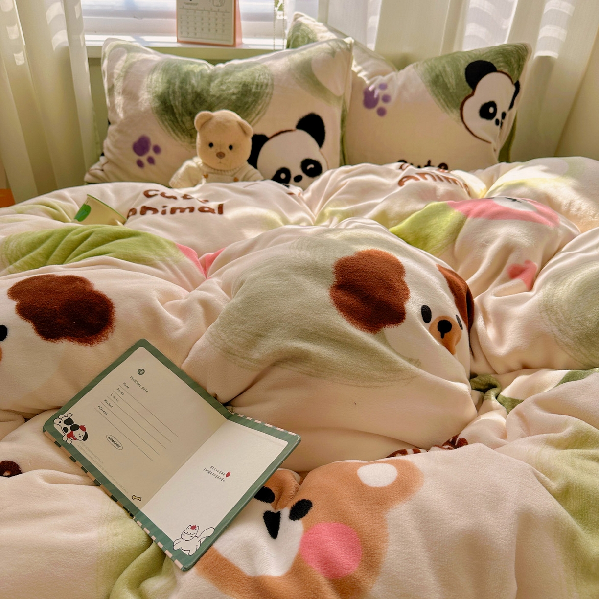 91家纺网 家纺一手货源 找家纺 繁花家居 2025新款200克牛奶绒小清新卡通复古风三件套四件套 洛可可