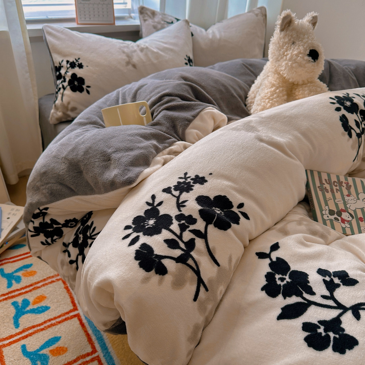 繁花家居 2025新款200克牛奶绒小清新卡通复古风三件套四件套 莫西里