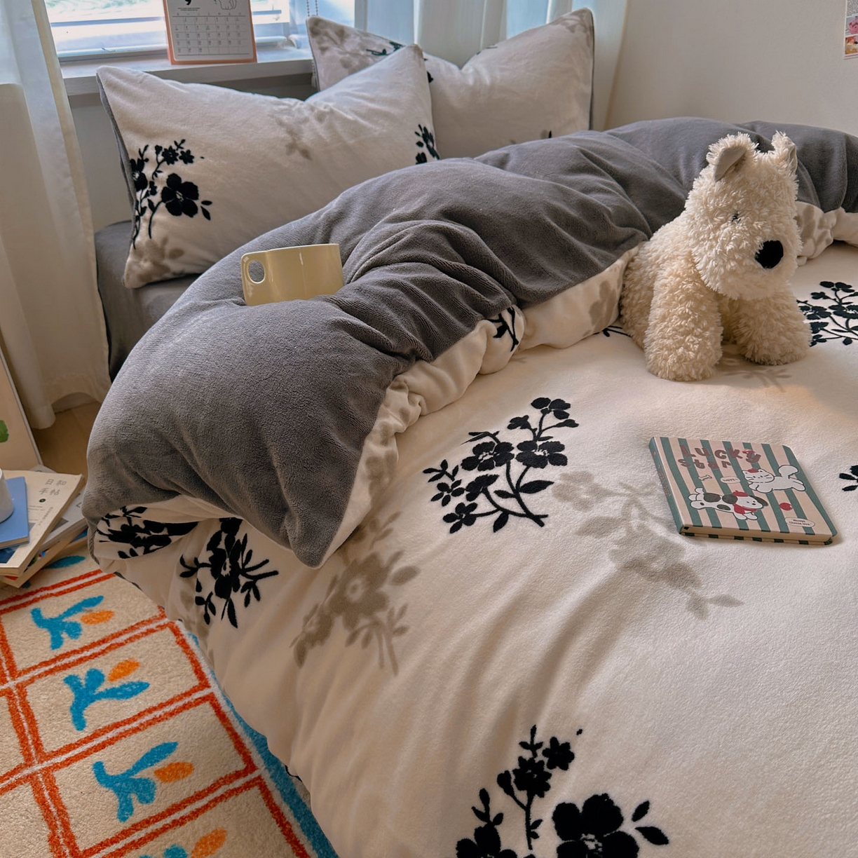 91家纺网 家纺一手货源 找家纺 繁花家居 2025新款200克牛奶绒小清新卡通复古风三件套四件套 莫西里