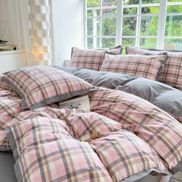 91家纺网 家纺一手货源 找家纺 宜家坊 2025新款A类全棉纯棉色织水洗棉宽边断角工艺四件套 可定制尺寸 幸福恋曲-粉