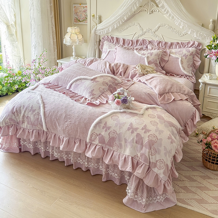 91家纺网 家纺一手货源 找家纺 宜凡家纺 2025新款婴儿绒压花撞色双拼夹棉床盖四件套 床盖款-锦时