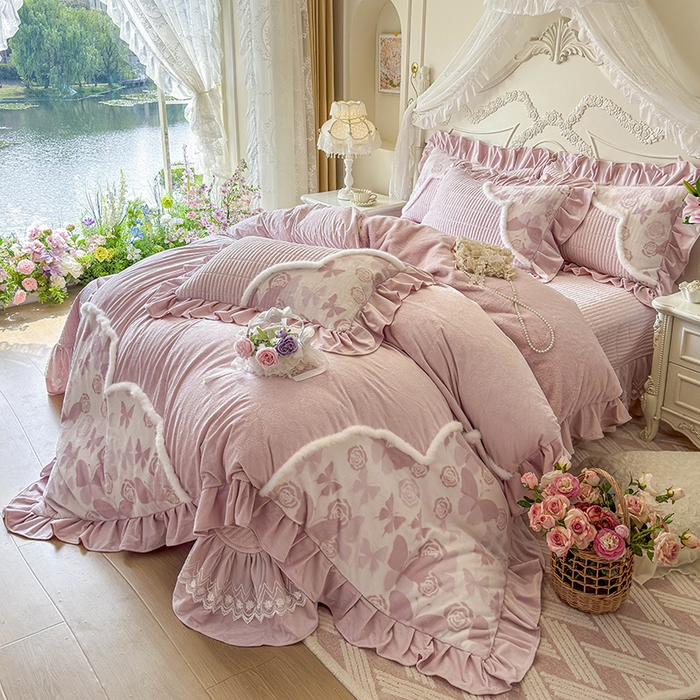 91家纺网 家纺一手货源 找家纺 宜凡家纺 2025新款婴儿绒压花撞色双拼夹棉床盖四件套 床盖款-锦时