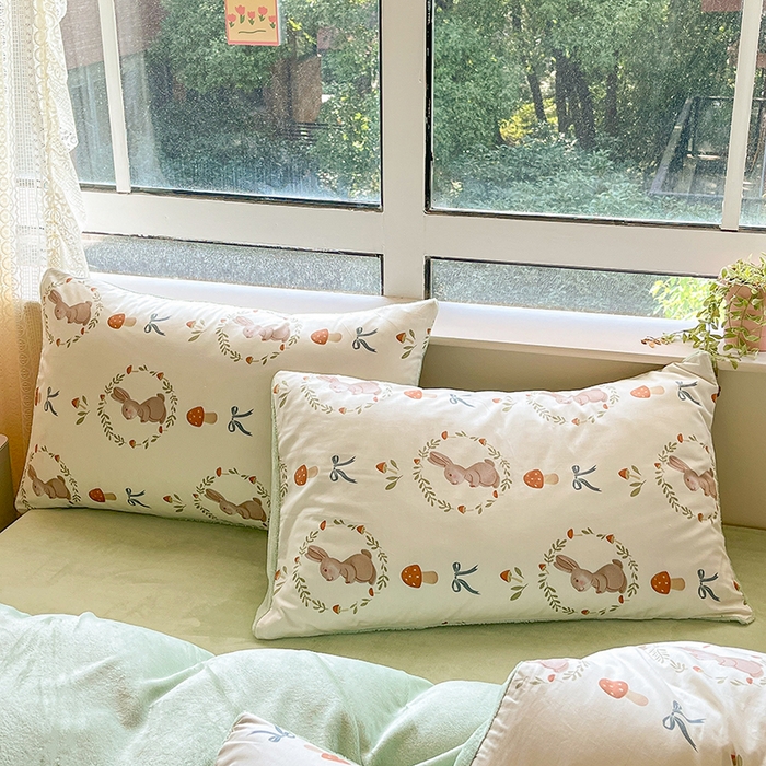 91家纺网 家纺一手货源 找家纺 麦伦家居 2025秋冬新款多功能床品全棉+牛奶绒印花四件套 彼菲兔