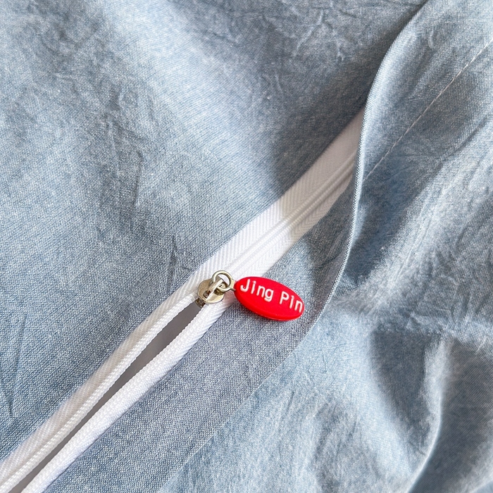 91家纺网 家纺一手货源 找家纺 宜家坊 2025新款A类全棉纯棉色织水洗棉宽边断角工艺四件套 可定制尺寸 幸福恋曲-蓝