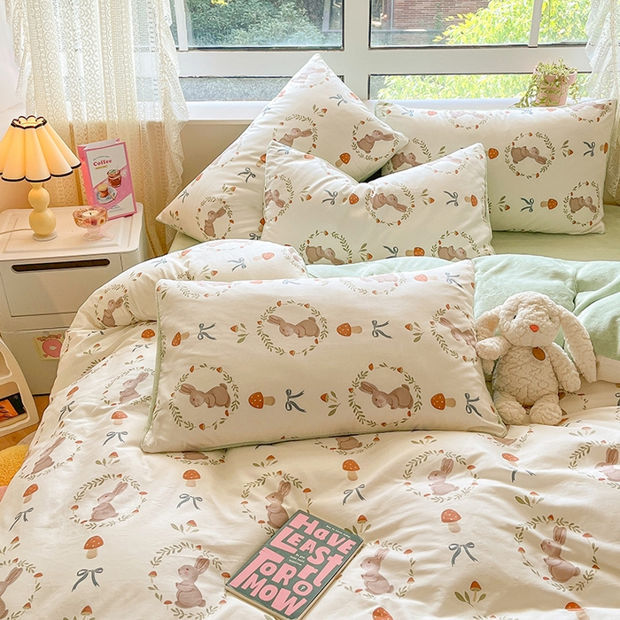 91家纺网 家纺一手货源 找家纺 麦伦家居 2025秋冬新款多功能床品全棉+牛奶绒印花四件套 彼菲兔