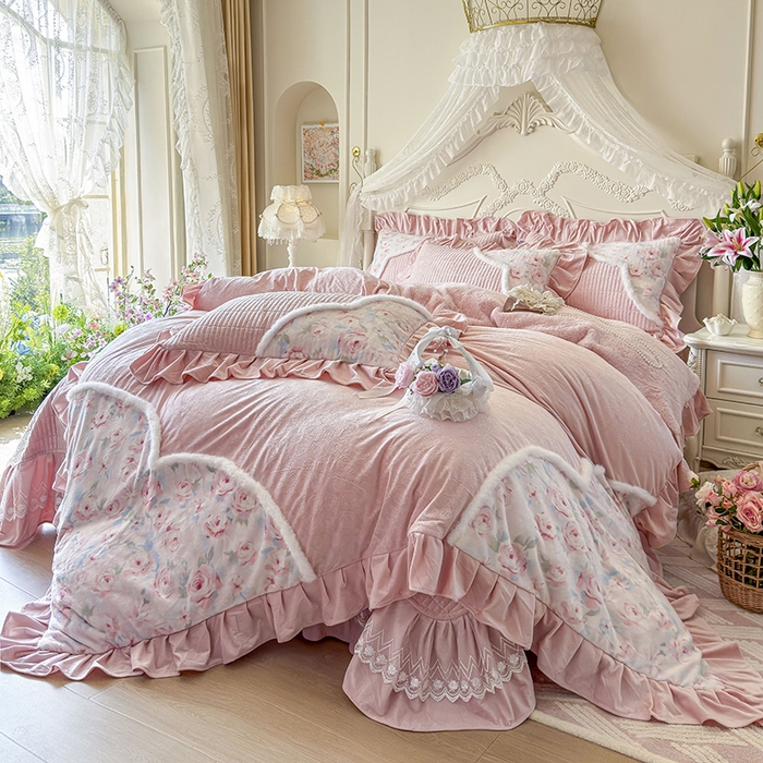 91家纺网 家纺一手货源 找家纺 宜凡家纺 2025新款婴儿绒压花撞色双拼夹棉床盖四件套 床盖款-汐月