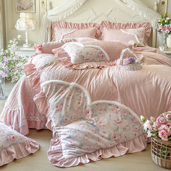 91家纺网 家纺一手货源 找家纺 宜凡家纺 2025新款婴儿绒压花撞色双拼夹棉床盖四件套 床盖款-汐月