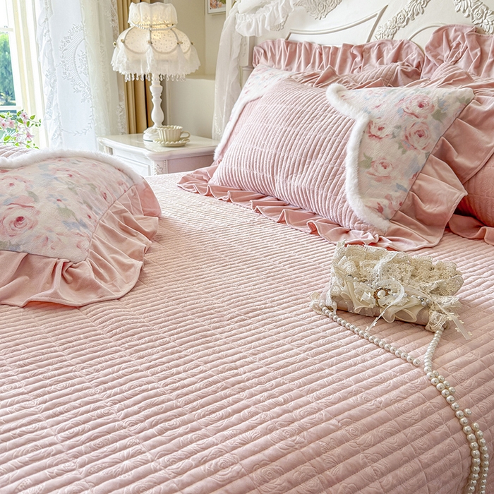 91家纺网 家纺一手货源 找家纺 宜凡家纺 2025新款婴儿绒压花撞色双拼夹棉床盖四件套 床盖款-汐月