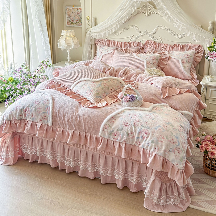 91家纺网 家纺一手货源 找家纺 宜凡家纺 2025新款婴儿绒压花撞色双拼夹棉床盖四件套 床盖款-汐月