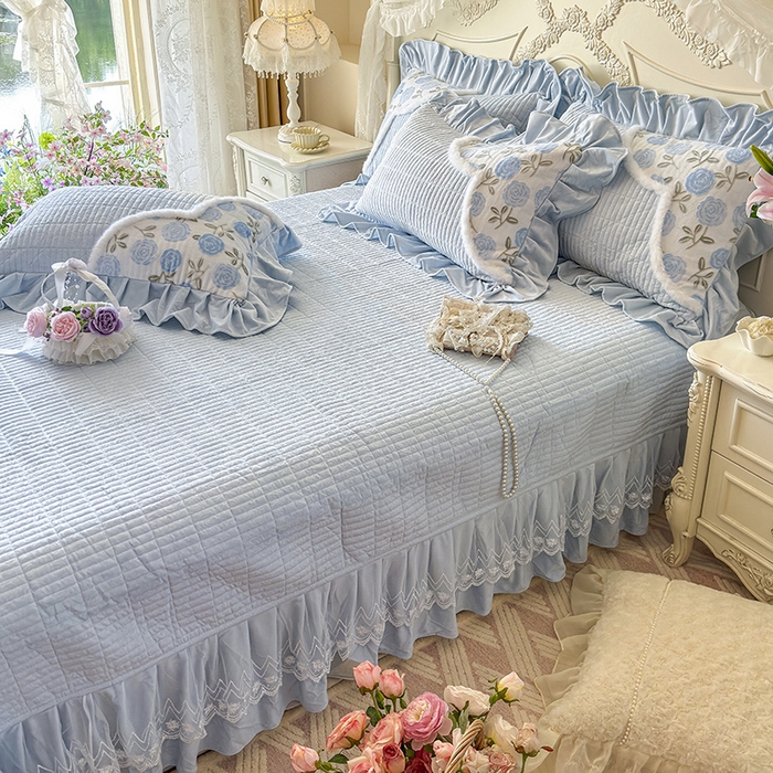 91家纺网 家纺一手货源 找家纺 宜凡家纺 2025新款婴儿绒压花撞色双拼夹棉床盖四件套 床盖款-予花