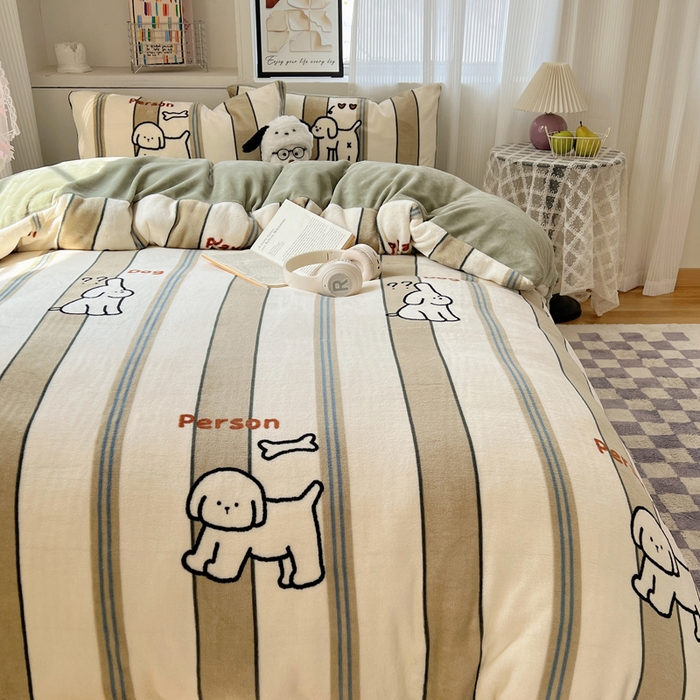 91家纺网 家纺一手货源 找家纺 繁花家居 2025新款200克牛奶绒小清新卡通复古风三件套四件套 线条小白狗