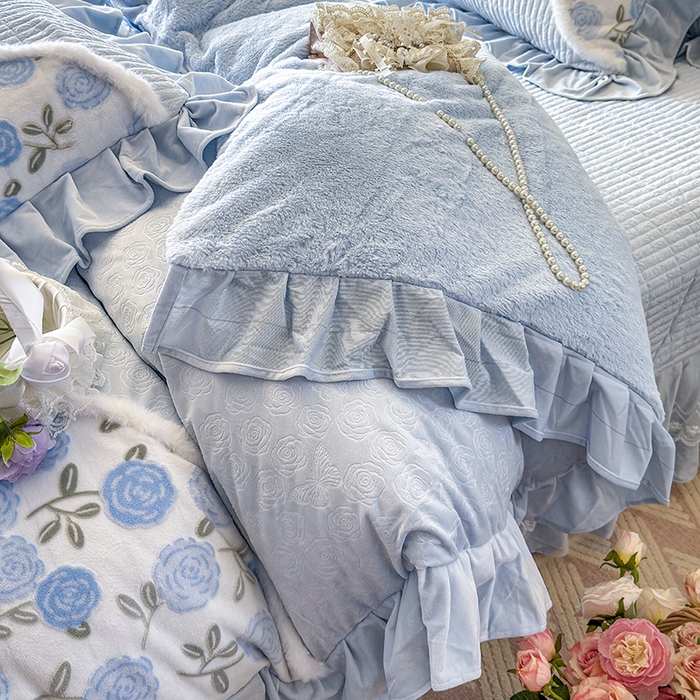91家纺网 家纺一手货源 找家纺 宜凡家纺 2025新款婴儿绒压花撞色双拼夹棉床盖四件套 床盖款-予花
