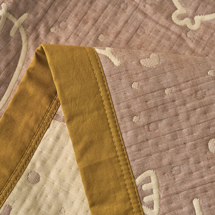 91家纺网 家纺一手货源 找家纺 棠薇家纺 2025新款简约包边款枕巾纯棉枕巾夹绵枕巾透气吸汗 点点萌宠枕巾