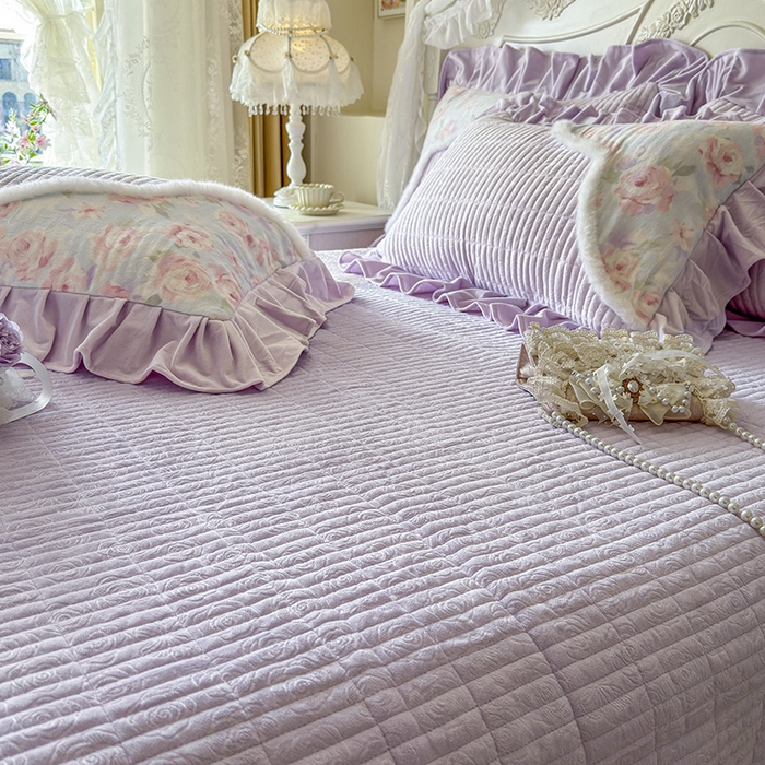 91家纺网 家纺一手货源 找家纺 宜凡家纺 2025新款婴儿绒压花撞色双拼夹棉床盖四件套 床盖款-紫幸