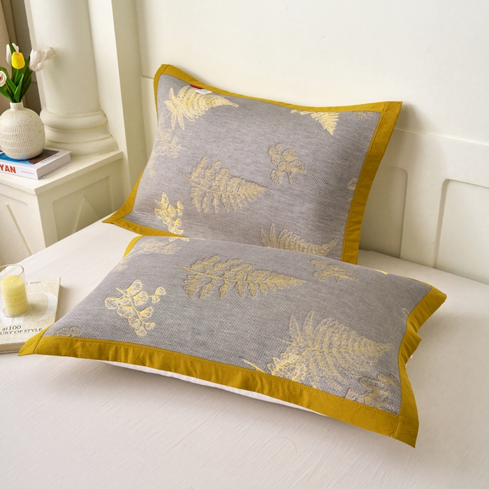 91家纺网 家纺一手货源 找家纺 棠薇家纺 2025新款简约包边款枕巾纯棉枕巾夹绵枕巾透气吸汗 轻纱曼舞黄枕巾