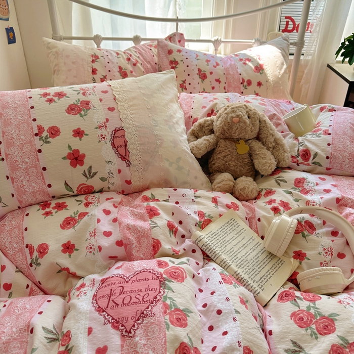 91家纺网 家纺一手货源 找家纺 花伞家居 2025新款A类韩系蕾丝花边云感木棉双层纱四件套（提供买家秀） 韩系热恋城堡