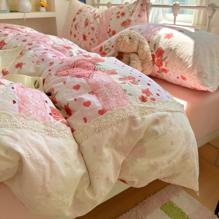 91家纺网 家纺一手货源 找家纺 花伞家居 2025新款A类韩系蕾丝花边云感木棉双层纱四件套（提供买家秀） 韩系热恋城堡