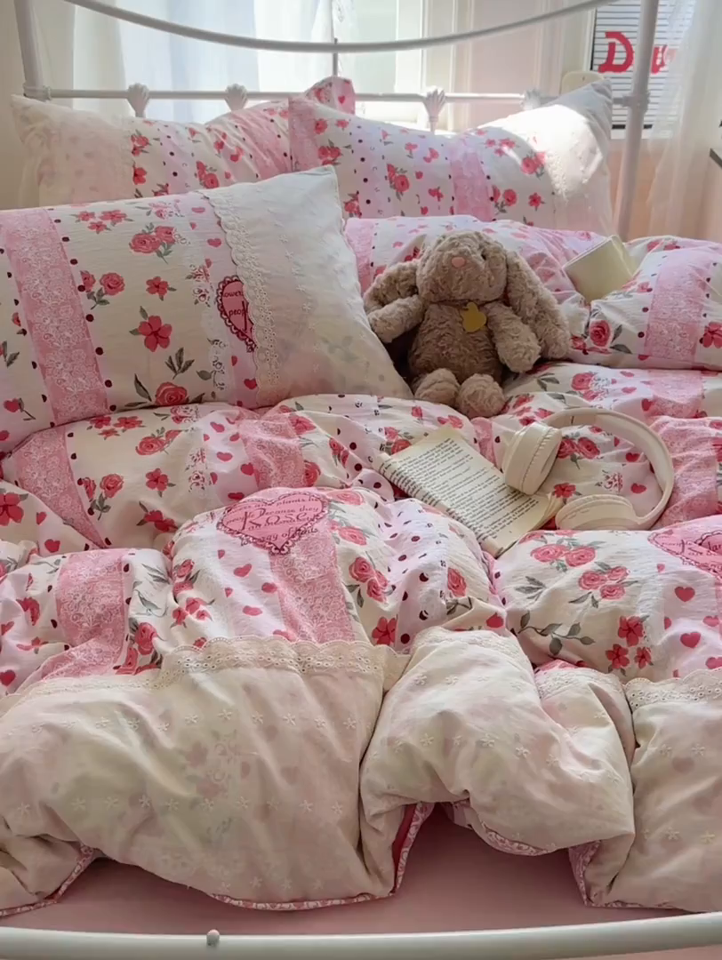 91家纺网 家纺一手货源 找家纺 花伞家居 2025新款A类韩系蕾丝花边云感木棉双层纱四件套（提供买家秀） 韩系热恋城堡