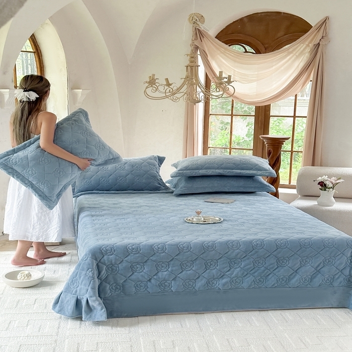 91家纺网 家纺一手货源 找家纺 （总）7V 2025新款牛奶绒床盖