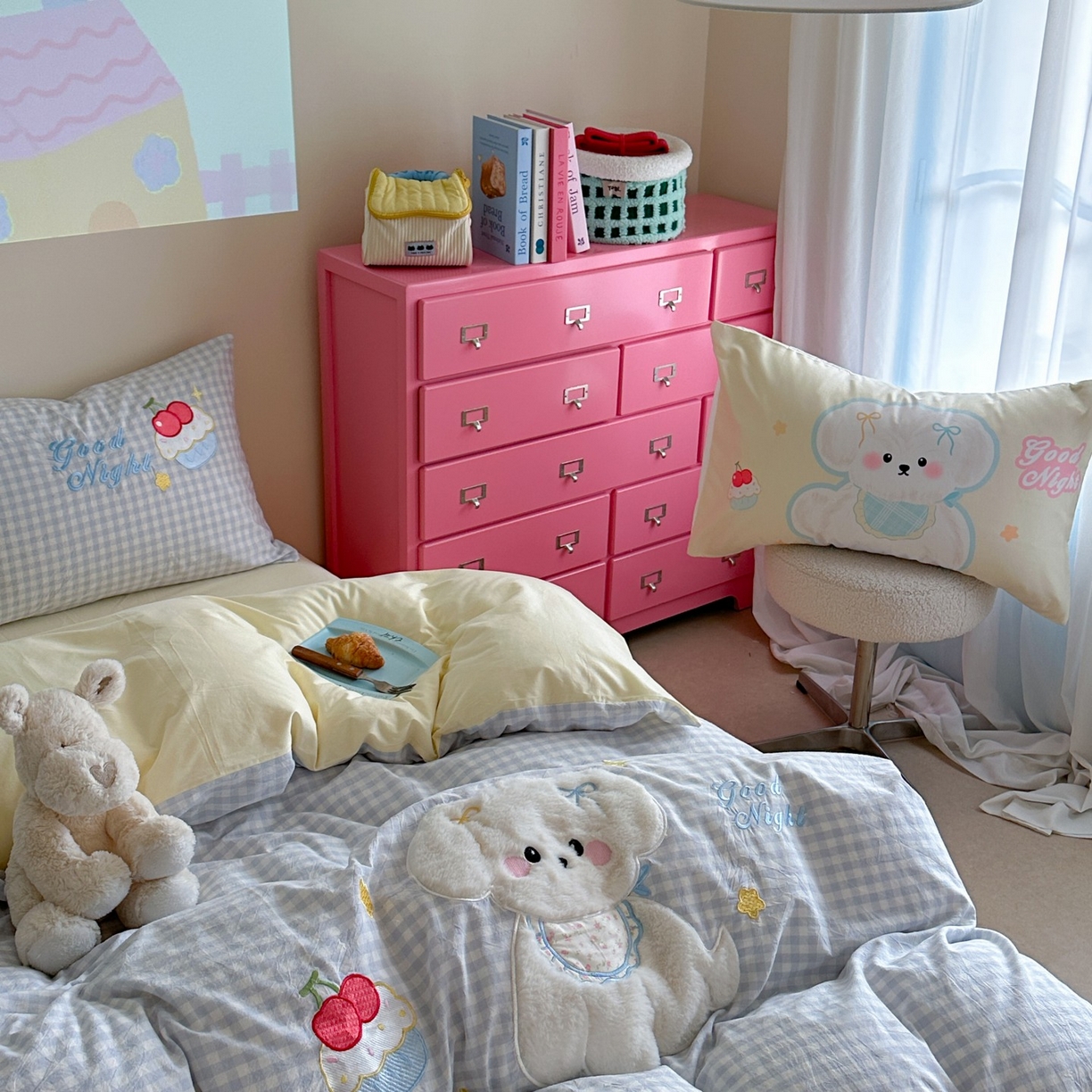 91家纺网 家纺一手货源 找家纺 觅糖家纺 2025秋冬韩系全棉水洗棉系列四件套 樱桃狗狗