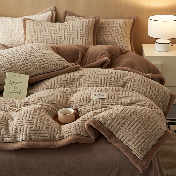 91家纺网 家纺一手货源 找家纺 （总）晨曦家纺 2025新款230克加厚保暖塔芙绒牛奶绒四件套法兰绒