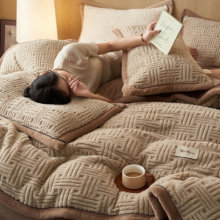 91家纺网 家纺一手货源 找家纺 （总）晨曦家纺 2025新款230克加厚保暖塔芙绒牛奶绒四件套法兰绒