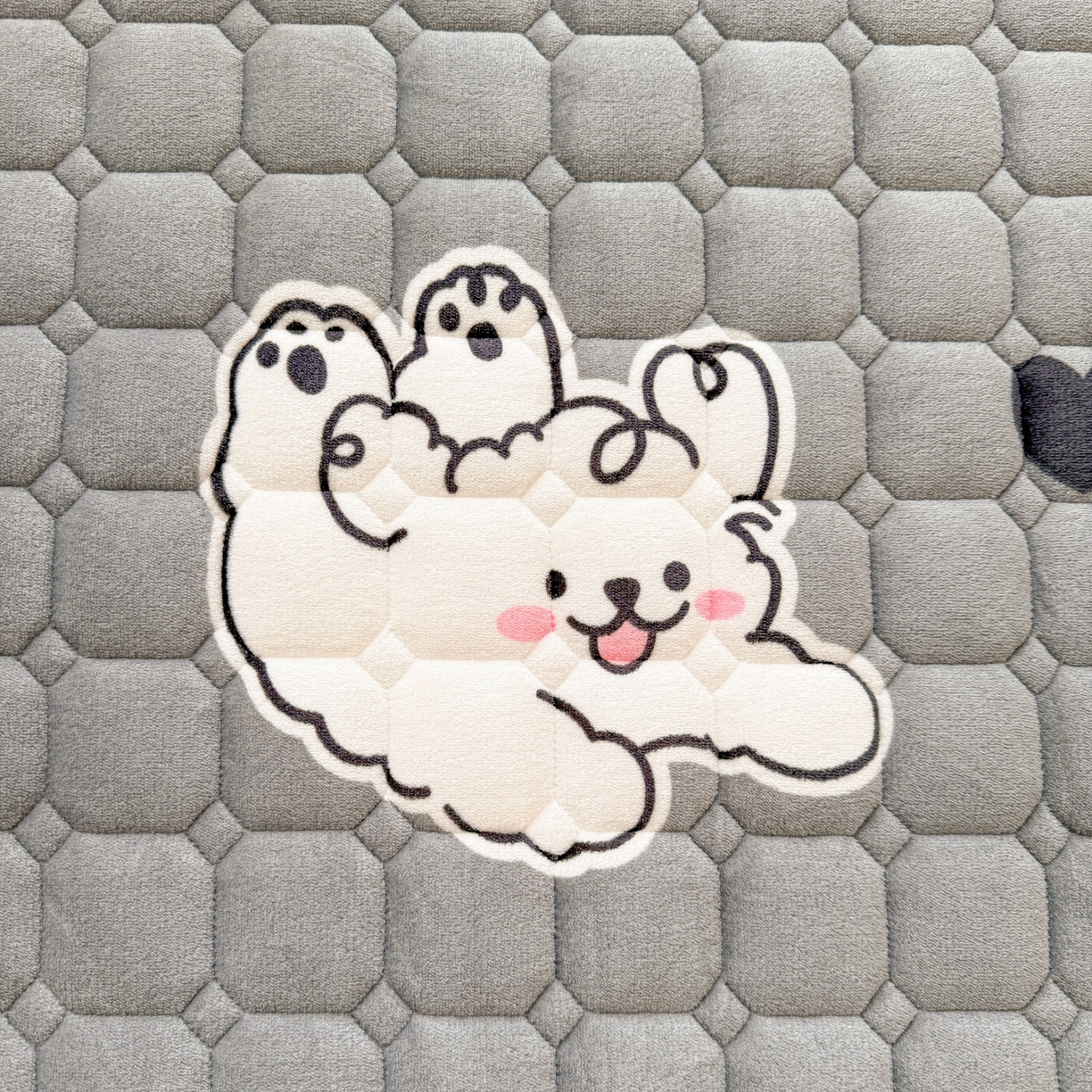 91家纺网 家纺一手货源 找家纺 初心家纺 2025新款高克重牛奶绒印花夹棉床垫 小狗日记