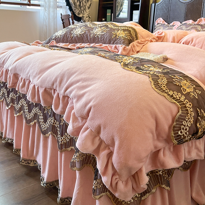 91家纺网 家纺一手货源 找家纺 （总）网红馆（ck家纺） 2025新款高克重牛奶绒床裙四件套-卡妮娜系列