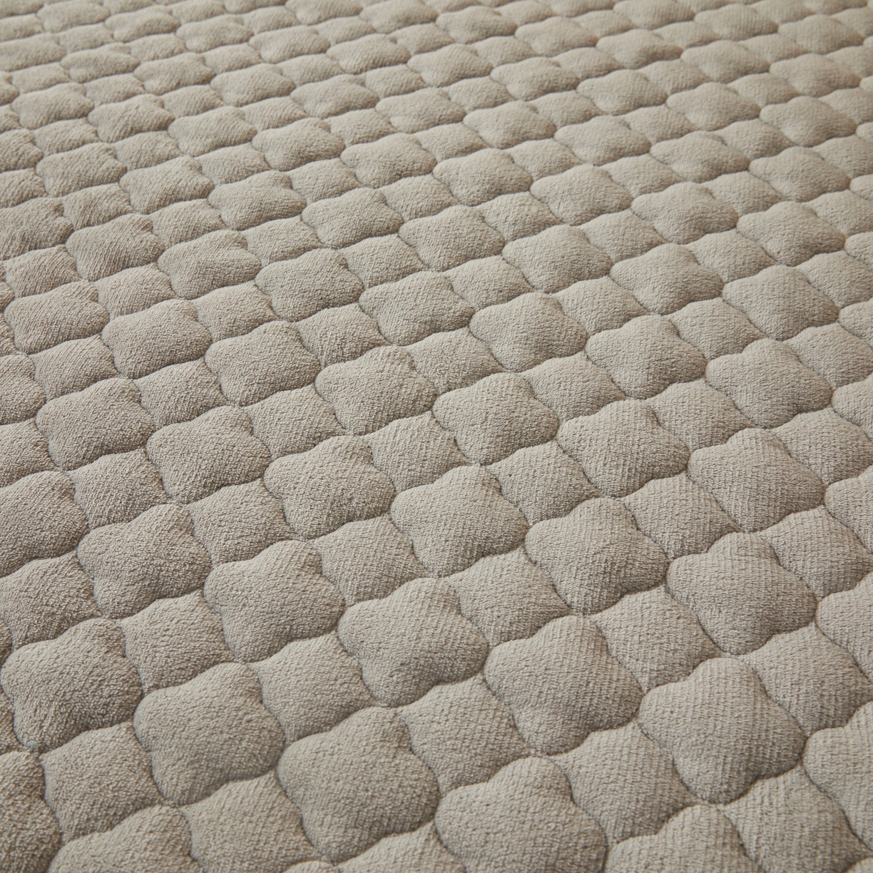 91家纺网 家纺一手货源 找家纺 （总）初心家纺 2025新款高克重牛奶绒印花夹棉床垫