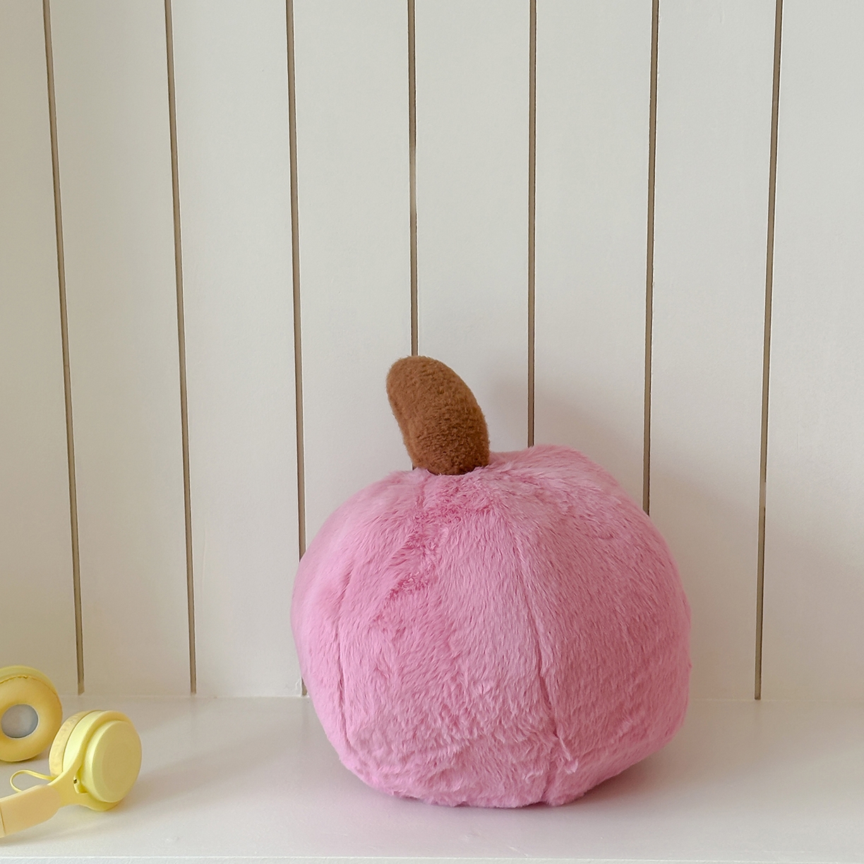 91家纺网 家纺一手货源 找家纺 桔子家纺 2025新款兔兔绒happy系列抱枕 小樱抱枕