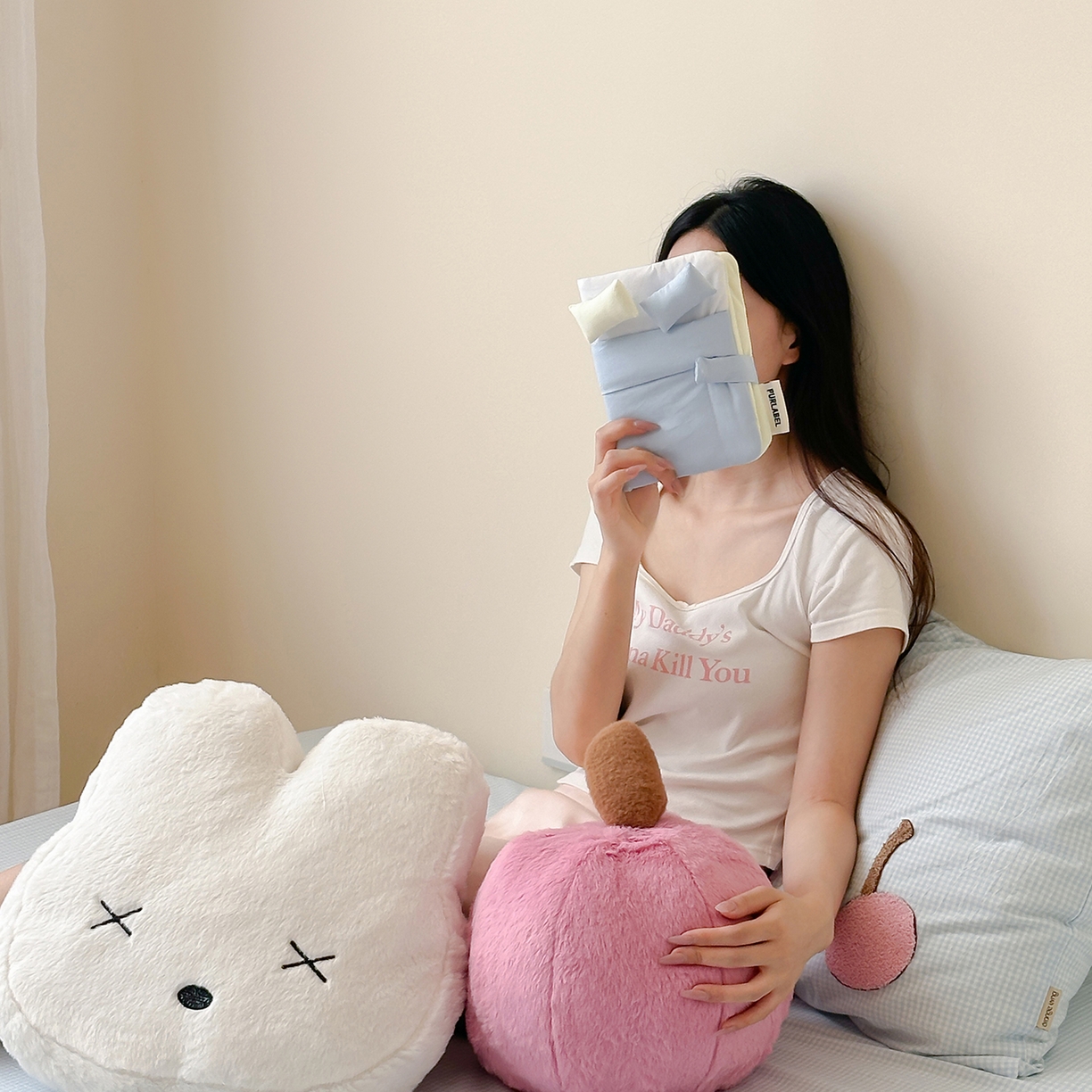 91家纺网 家纺一手货源 找家纺 桔子家纺 2025新款兔兔绒happy系列抱枕 小樱抱枕