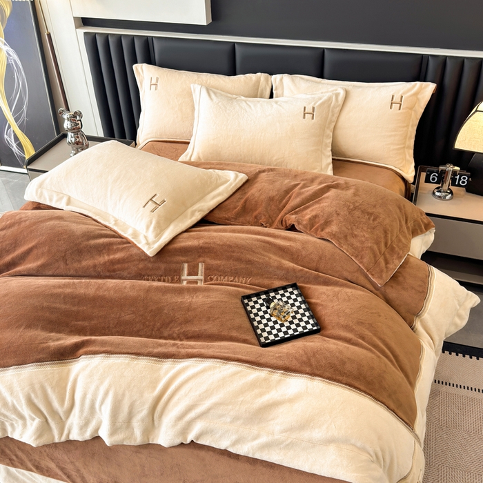 91家纺网 家纺一手货源 找家纺 梦精灵家纺 2025新款高端贵妃绒加厚全消光牛奶绒四件套12斤刺绣拼接工艺（华尔兹场景1） 华尔兹-桔