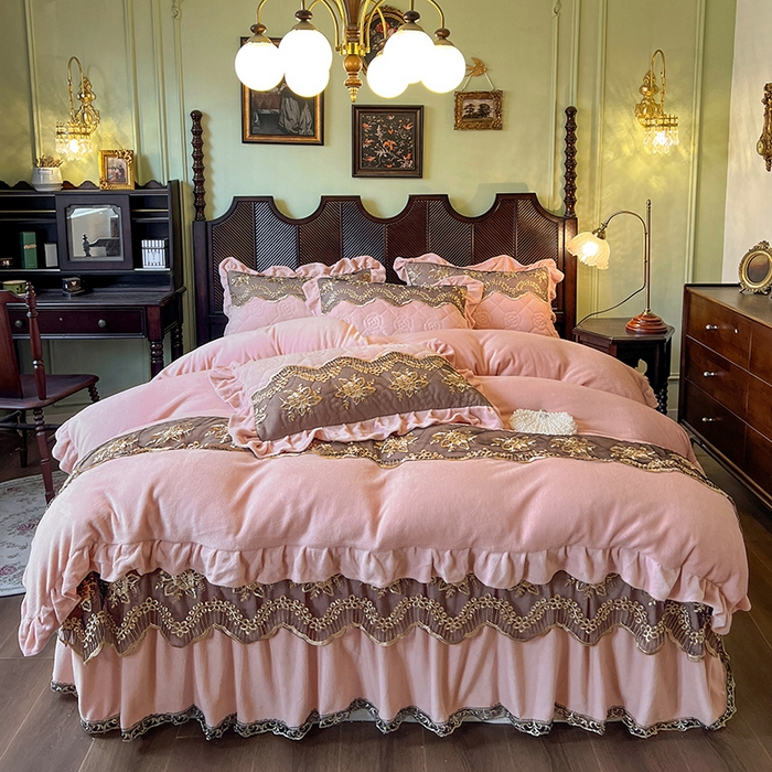 网红馆（ck家纺） 2025新款高克重牛奶绒床裙四件套-卡妮娜系列 卡妮娜-粉色