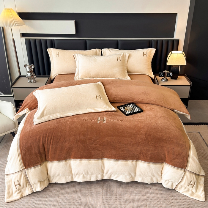 91家纺网 家纺一手货源 找家纺 梦精灵家纺 2025新款高端贵妃绒加厚全消光牛奶绒四件套12斤刺绣拼接工艺（华尔兹场景1） 华尔兹-桔