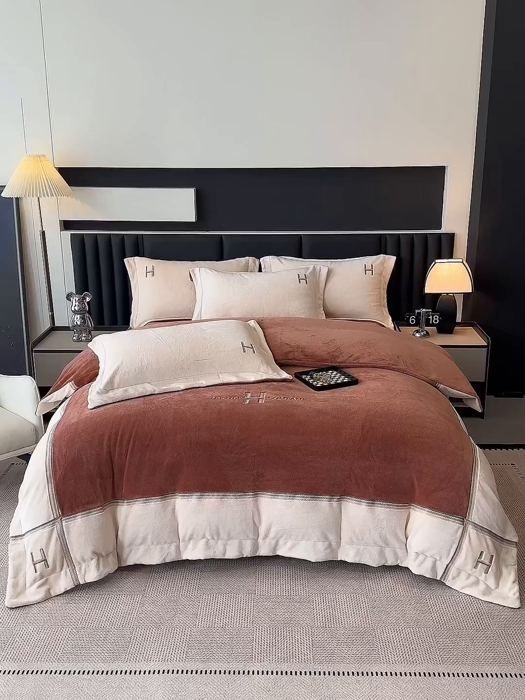 91家纺网 家纺一手货源 找家纺 梦精灵家纺 2025新款高端贵妃绒加厚全消光牛奶绒四件套12斤刺绣拼接工艺（华尔兹场景1） 华尔兹-桔