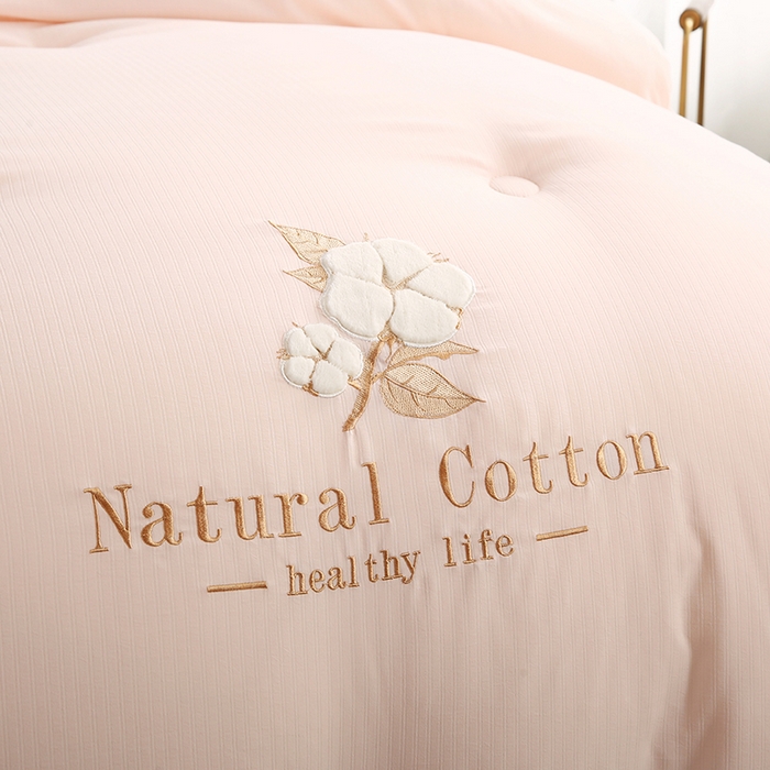 91家纺网 家纺一手货源 找家纺 小牛席业 2025新款棉花朵朵保暖被 春秋被冬被被子被芯 棉花朵朵-保暖被系列(粉色)