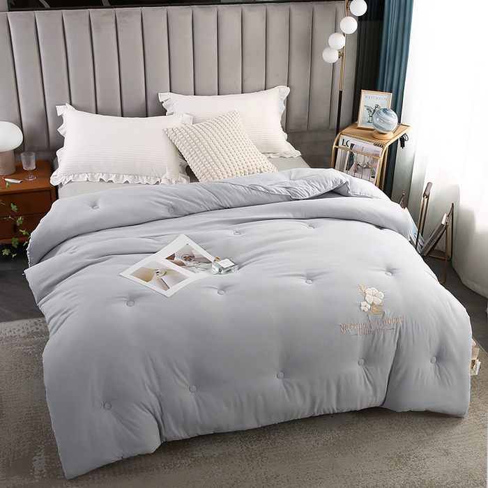 91家纺网 家纺一手货源 找家纺 小牛席业 2025新款棉花朵朵保暖被 春秋被冬被被子被芯 棉花朵朵-保暖被系列(灰色)