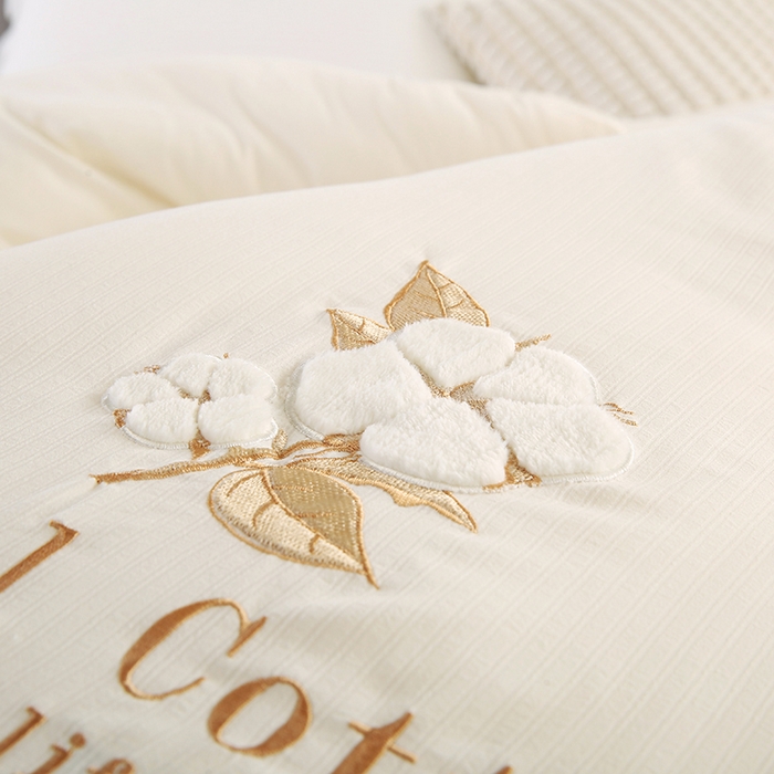 91家纺网 家纺一手货源 找家纺 小牛席业 2025新款棉花朵朵保暖被 春秋被冬被被子被芯 棉花朵朵-保暖被系列(米色)