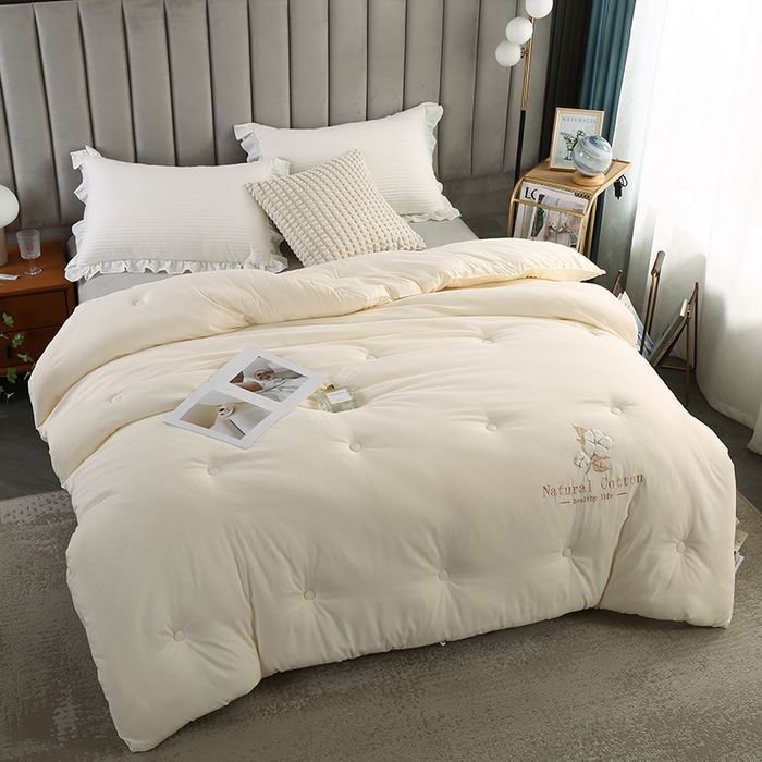 91家纺网 家纺一手货源 找家纺 小牛席业 2025新款棉花朵朵保暖被 春秋被冬被被子被芯 棉花朵朵-保暖被系列(米色)