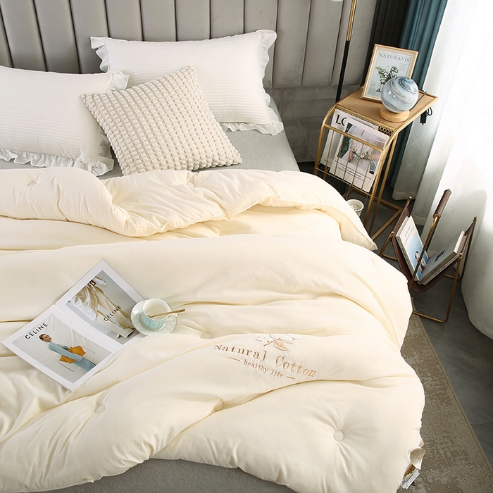 91家纺网 家纺一手货源 找家纺 小牛席业 2025新款棉花朵朵保暖被 春秋被冬被被子被芯 棉花朵朵-保暖被系列(米色)