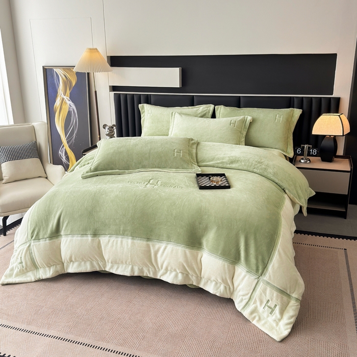 91家纺网 家纺一手货源 找家纺 梦精灵家纺 2025新款高端贵妃绒加厚全消光牛奶绒四件套12斤刺绣拼接工艺（华尔兹场景1） 华尔兹-绿