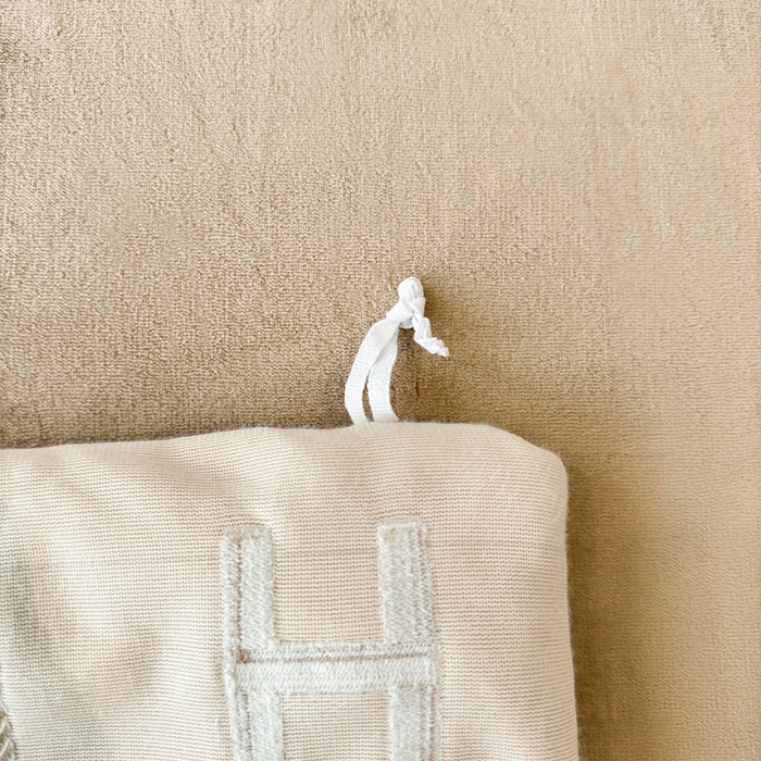 91家纺网 家纺一手货源 找家纺 梦精灵家纺 2025新款高端贵妃绒加厚全消光牛奶绒四件套12斤刺绣拼接工艺（华尔兹场景1） 华尔兹-驼