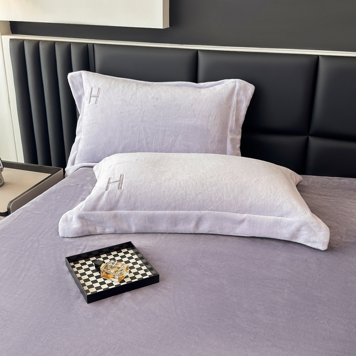 91家纺网 家纺一手货源 找家纺 梦精灵家纺 2025新款高端贵妃绒加厚全消光牛奶绒四件套12斤刺绣拼接工艺（华尔兹场景1） 华尔兹-紫